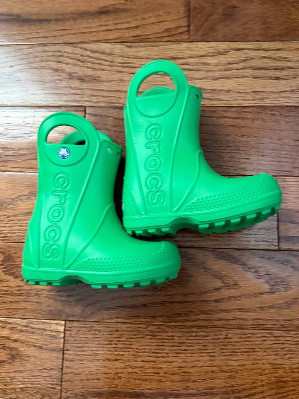 CROCS Bright Green Kids' Handle Rain Boots - Picture 7 of 8
